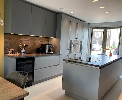 10863 Keuken met kookeiland