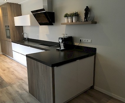 06802 L-keuken 2-delig