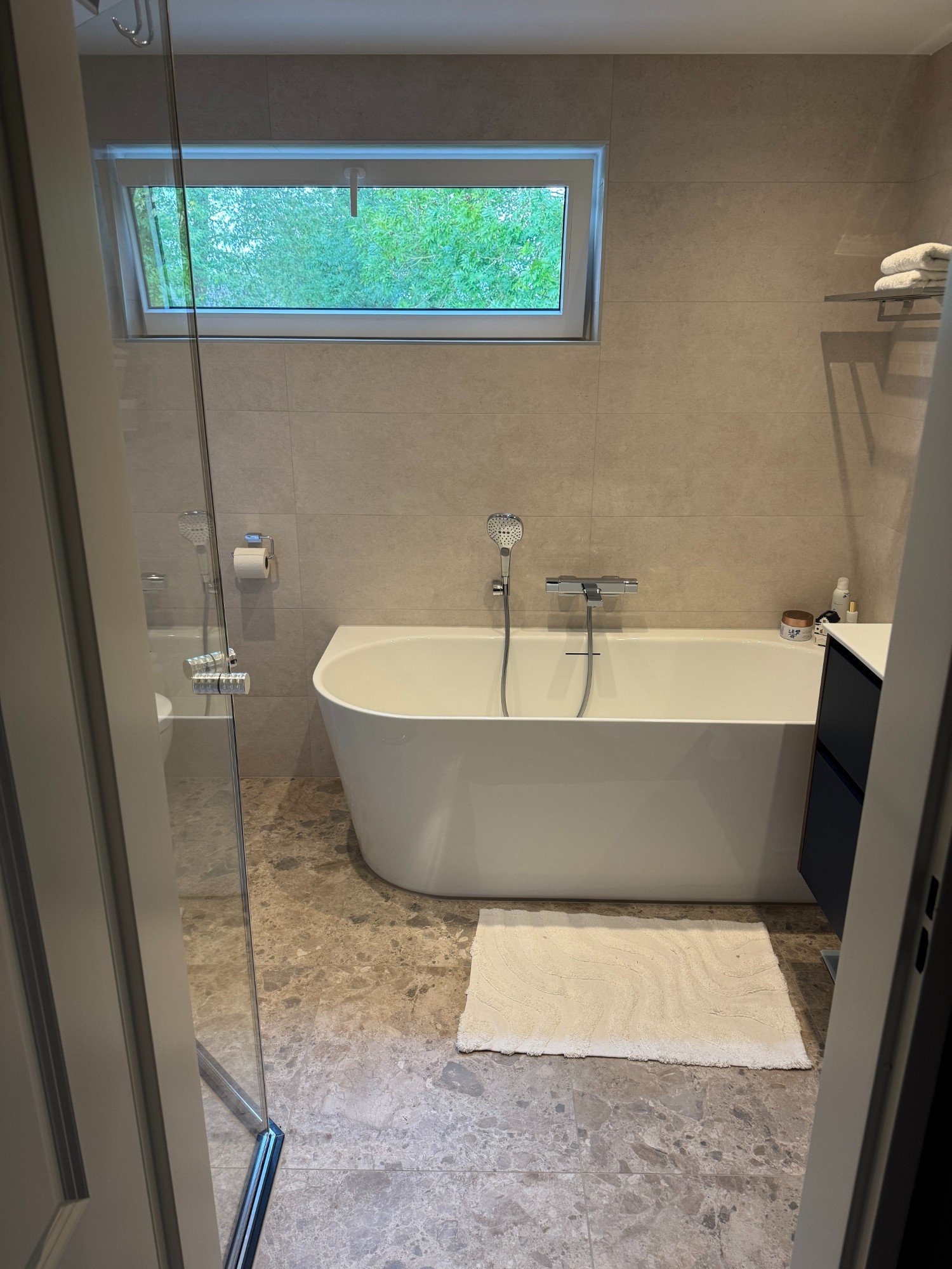 11450 Badkamer en toilet