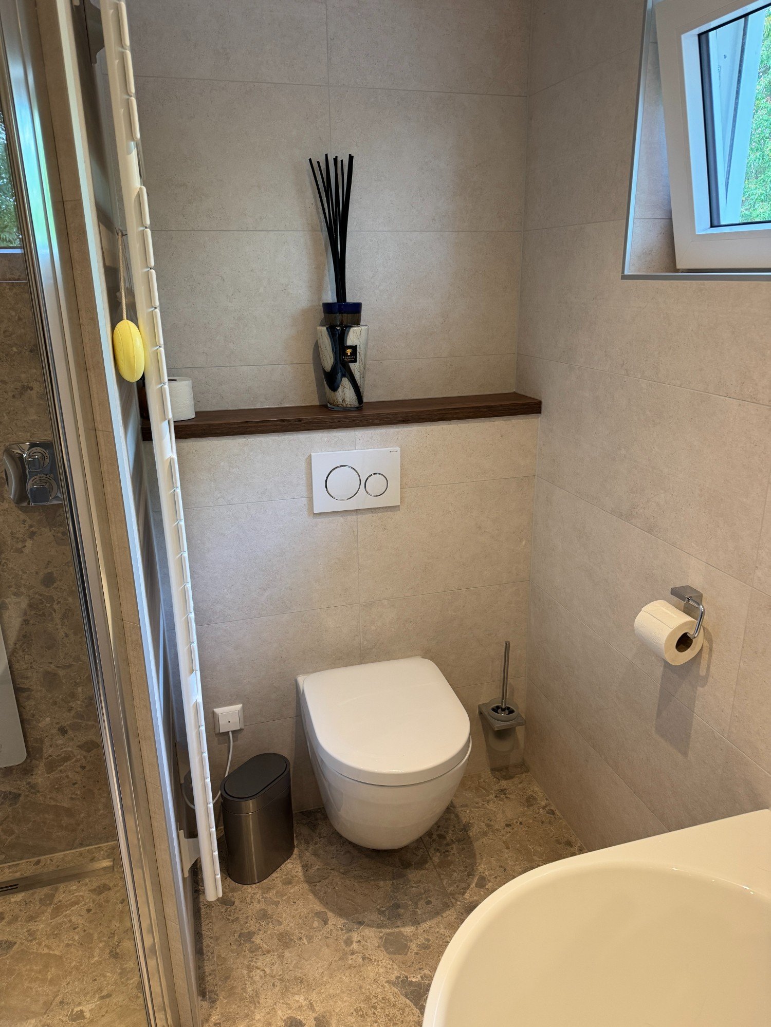 11450 Badkamer en toilet