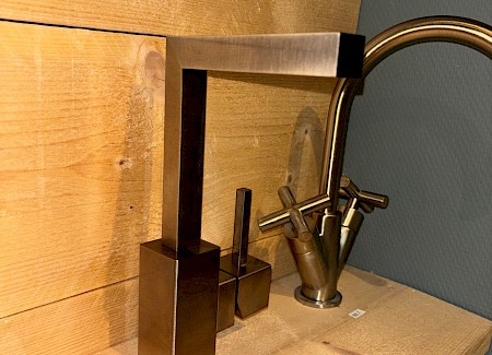 Hotbath Q004GN wastafelmengkraan Nikkel