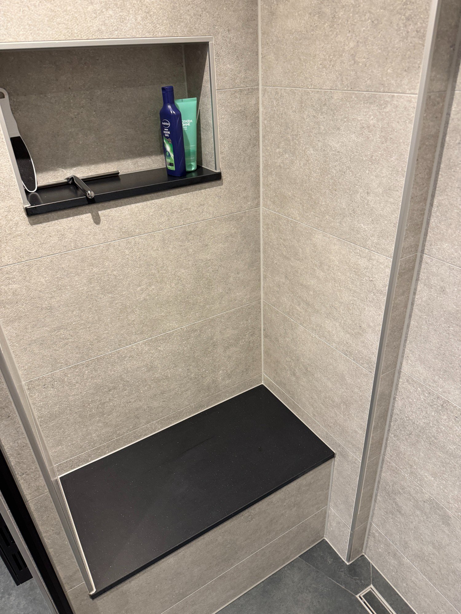 11419 Badkamer en toilet