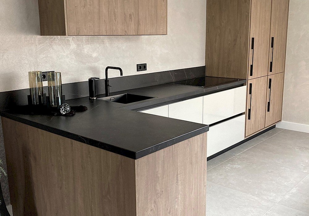 Waarom minimalistische keukens zo populair blijven