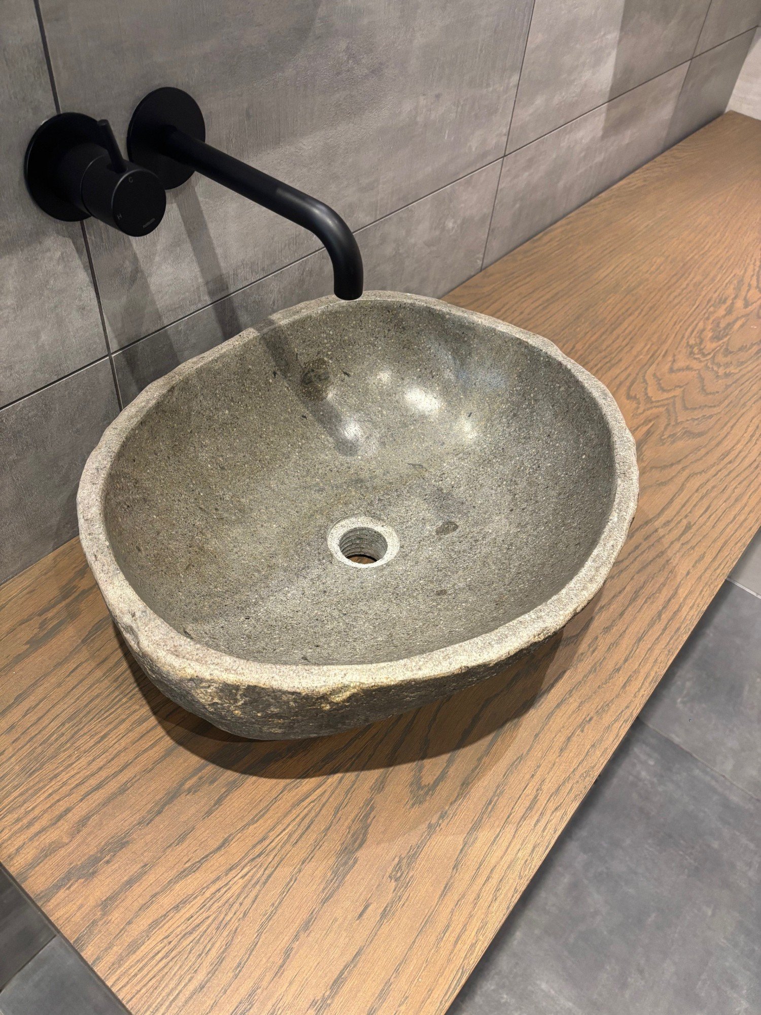 Leff handgemaakt badmeubel met opzetkom