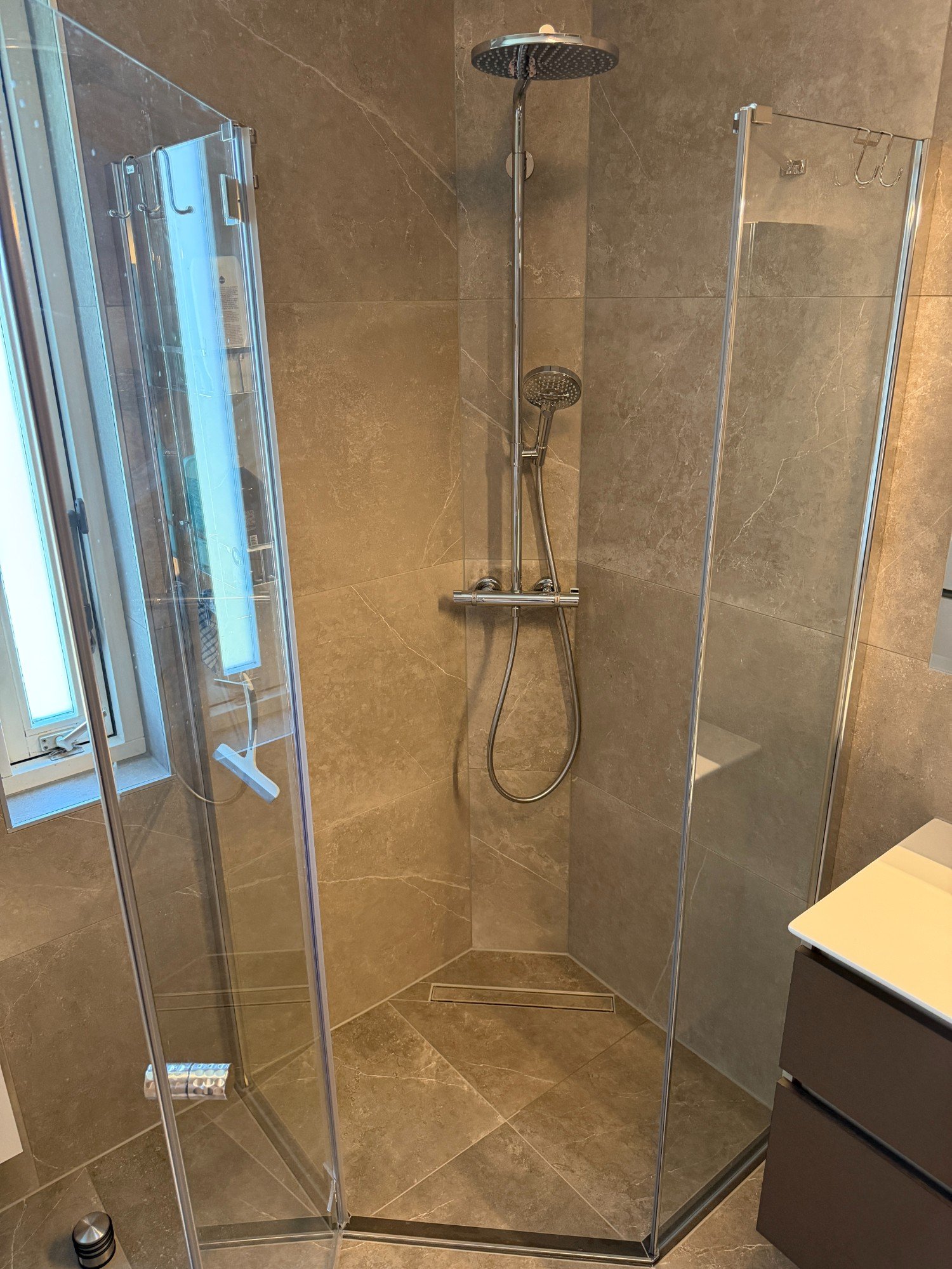 12065 Badkamer