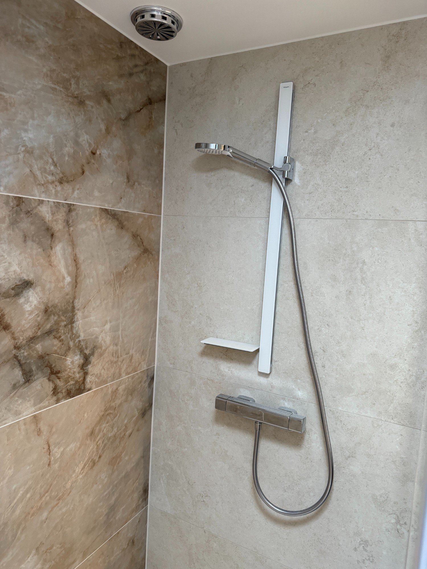 12125 Badkamer