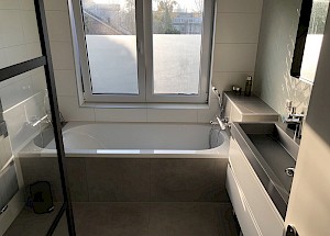Inbouwbad of vrijstaand bad?