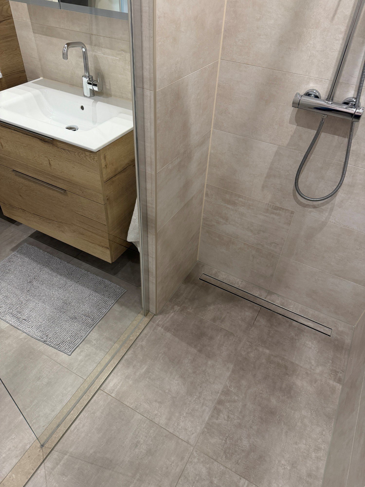 12211 Badkamer