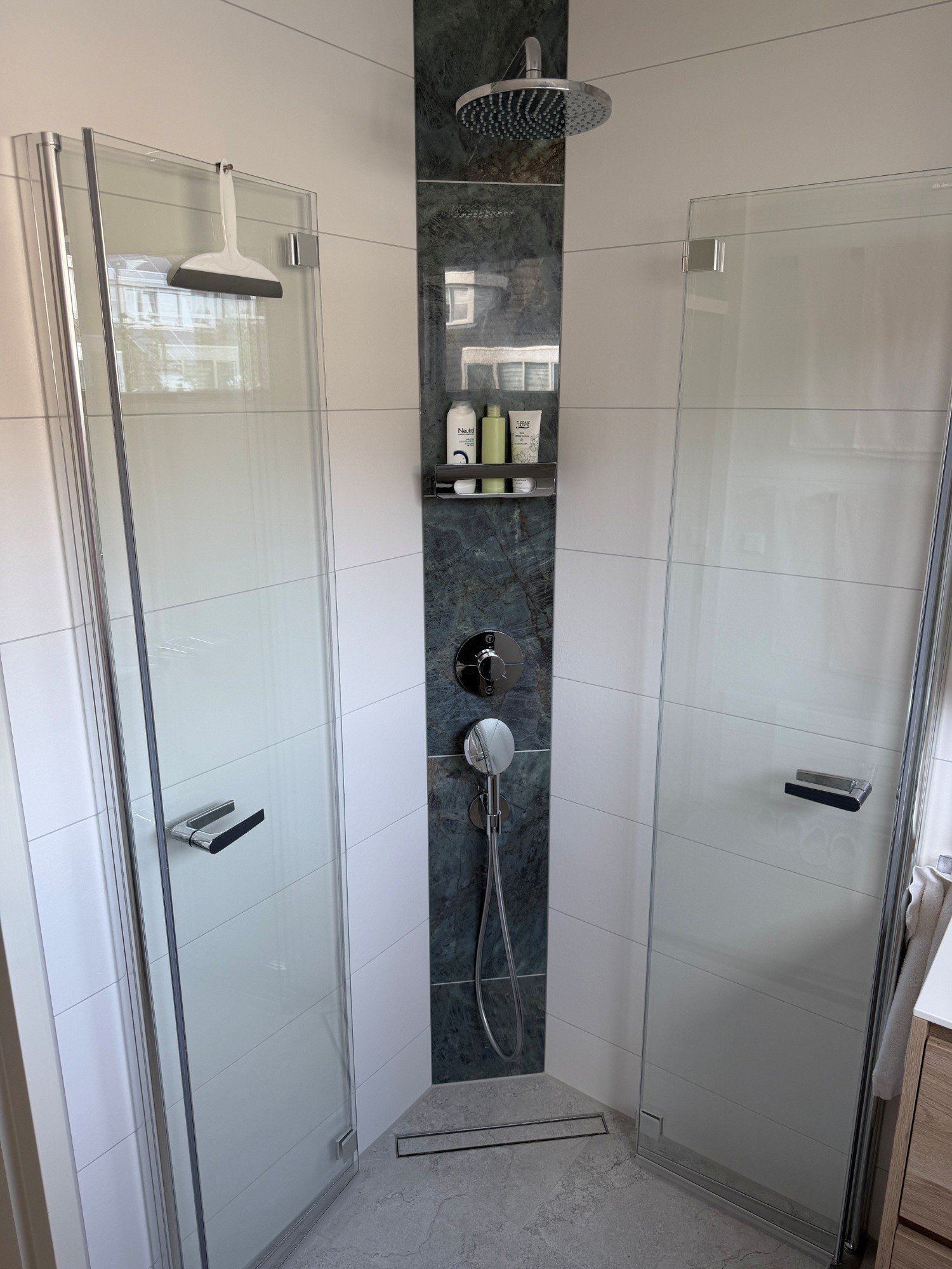11931 Badkamer